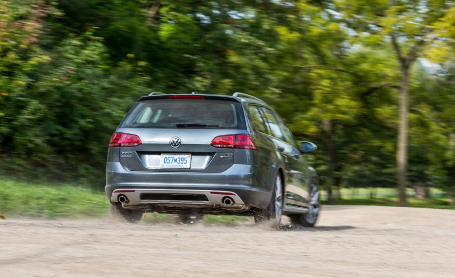  Volkswagen Golf Alltrack (Typ 5G) 2017 года  (NA) (фото 68 из 73)
